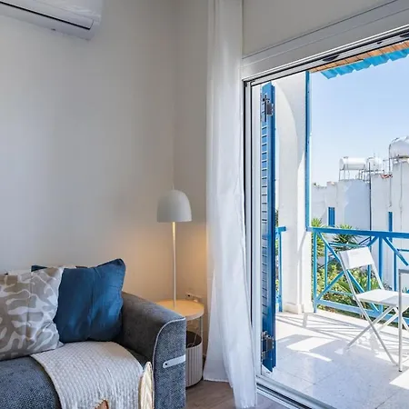 Апартаменты Seacret - 1-br & Pool In