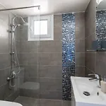 Seacret - 1-br & Pool In شقة بيلا