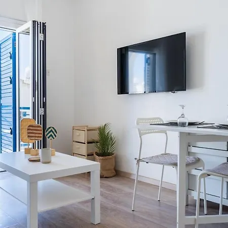 Seacret - 1-br & Pool In