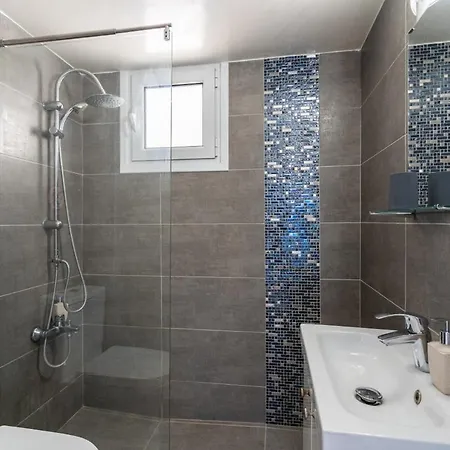 Seacret - 1-br & Pool In Апартаменты Пила