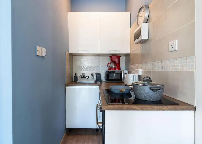 Seacret - 1-br & Pool In アパート *