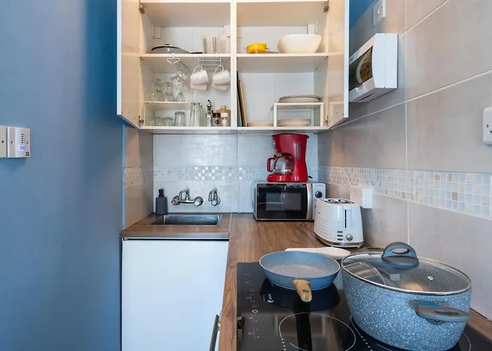 Seacret - 1-br & Pool In アパート *