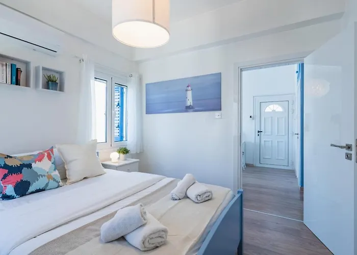 Seacret - 1-br & Pool In アパート ピラ