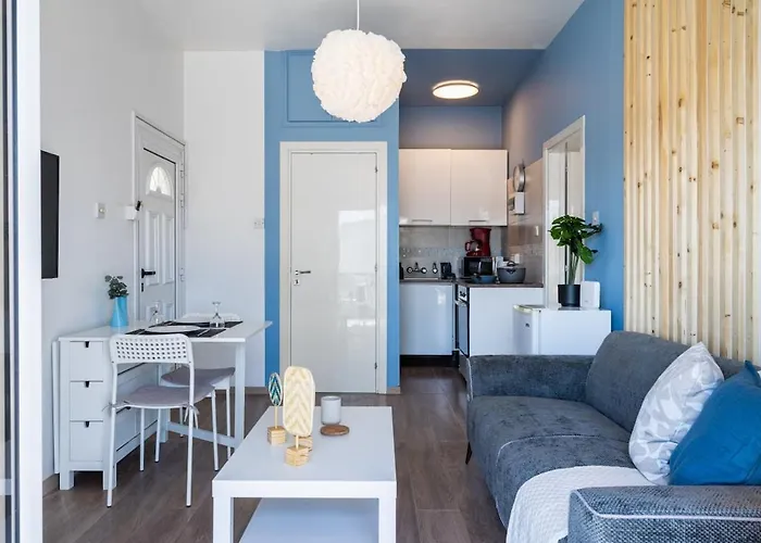 Seacret - 1-br & Pool In アパート *